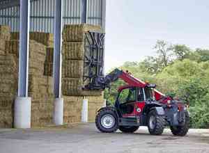 Wm_image_t7042_ballengreifer_hangar_0a5a0703_action