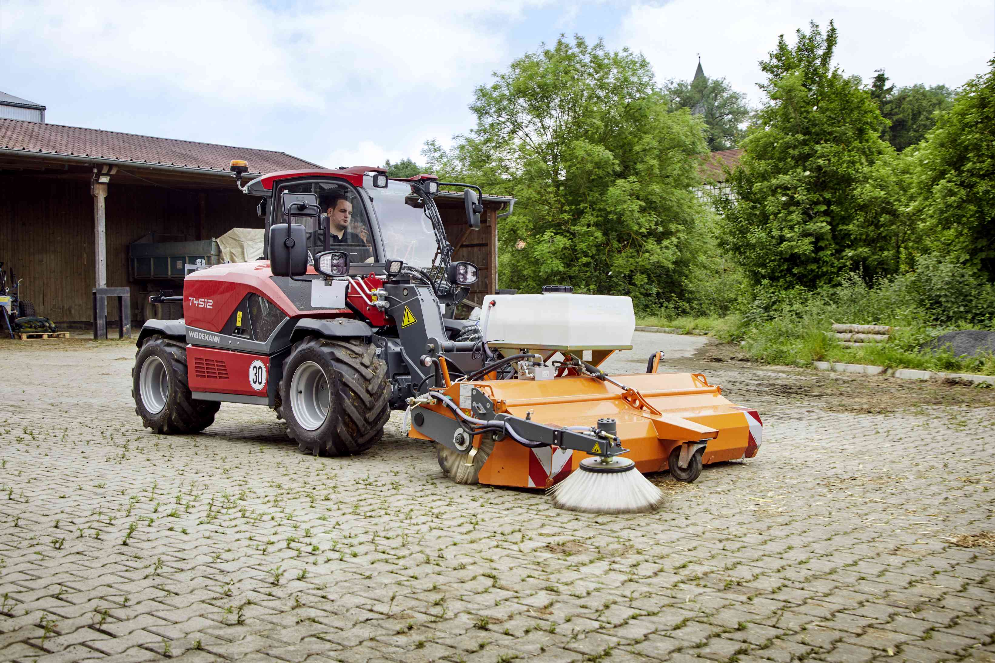 Wm_image_t4512_stage_v_kehrmaschine_qk8a9460_action