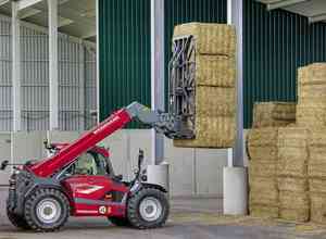 Wm_image_t7042_ballengreifer_hangar_112a0248_action