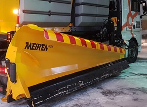 Ksm04-side-wing-plough-2